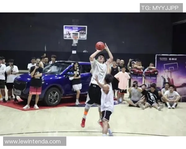 凯尔特人迎战里加球队期待一场精彩的篮球对决与激情碰撞 凯尔特人迎战里加球队期待一场精彩的篮球对决与激情碰撞