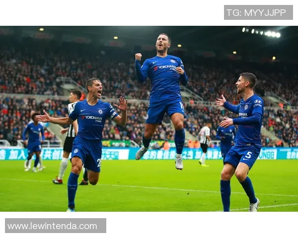 布赖顿主场迎战曼彻斯特联双方争夺英超宝贵积分的激烈对决 布赖顿主场迎战曼彻斯特联双方争夺英超宝贵积分的激烈对决